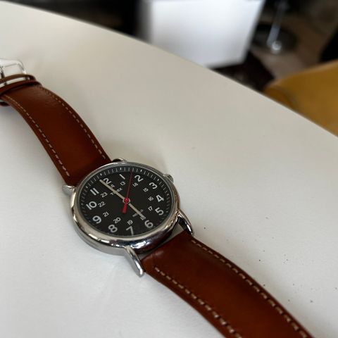 Timex Weekender med skinnreim