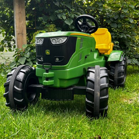 John Deere 6210R