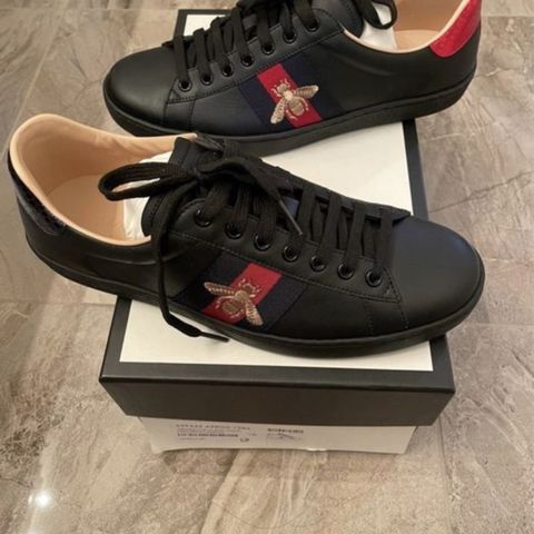 Gucci Ace bee-embroidered sneakers