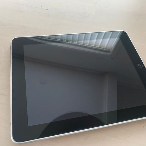 iPad 1st Gen - Great condition