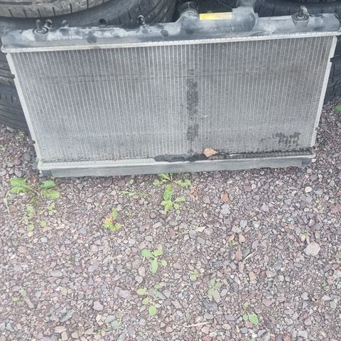 Radiator til impreza 03-05mod