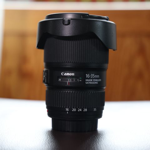 Canon EF 16-35mm F4