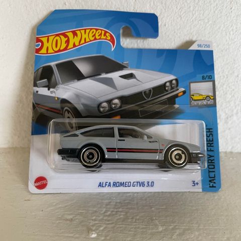 HOT WHEELS ALFA ROMEO GTV6 3.0