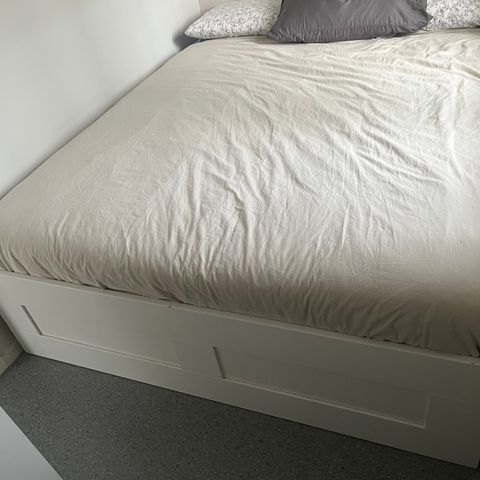 Ikea Brimnes bed structure + mattress