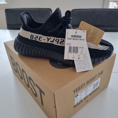 Yeezy Boost 350 V2, helt nye, str. 42