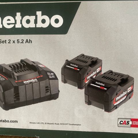 Nytt Metabo batteri og lader pakke selges nr. D-72622 m/  2 stik 5,2 A batterier