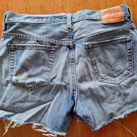 Levis 501 shorts