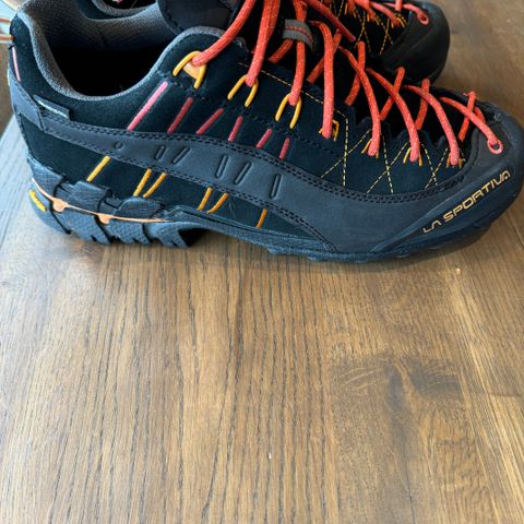 La Sportiva  Hyper GYX Anmarsjsko