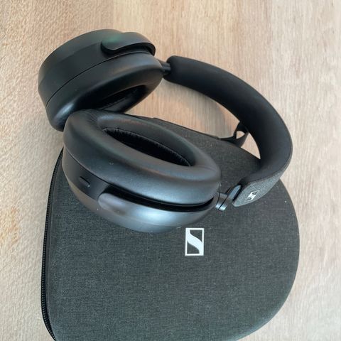 Sennheiser Momentum 4