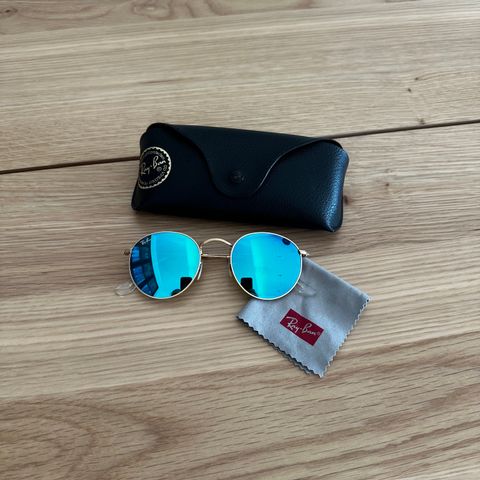 Pilotbriller fra Ray-Ban selges (polariserte glass)