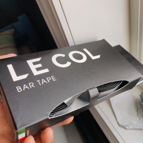 Le col bar tape