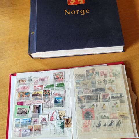 Frimerkesamling +tusenvis med norske frimerke,
