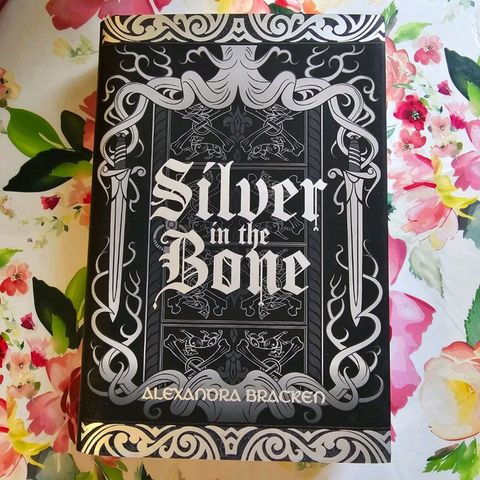 Silver in the bone av Alexandra Bracken