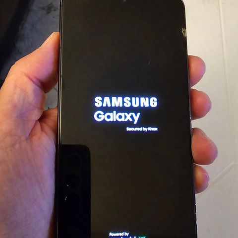 Samsung galaxy s 22 128 GB