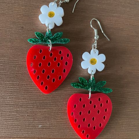 Søte jordbær øreringer