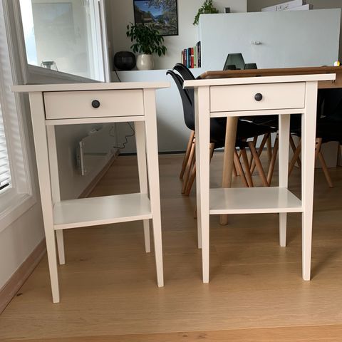 2 IKEA Hemnes nattbord