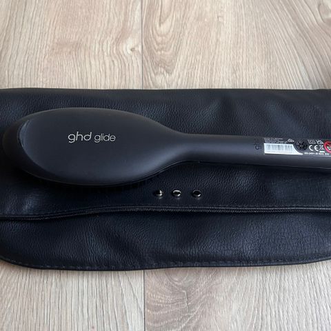 GHD hot brush