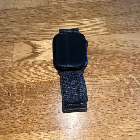 Apple watch series 7 GPS 45mm