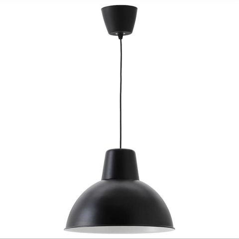 Skurup taklampe fra IKEA selges