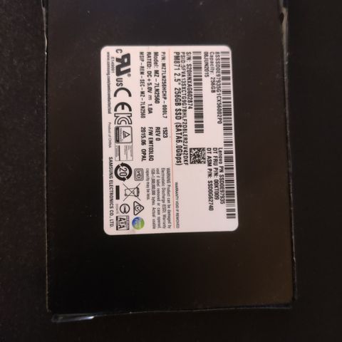 Samsung SSD 2.5 " 256GB