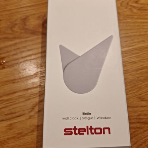 Stelton veggur