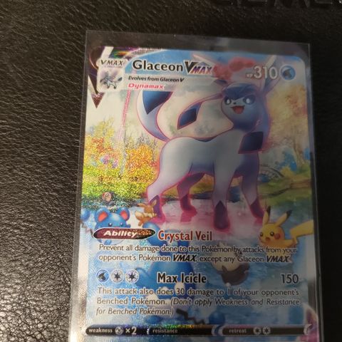 Glaceon VMAX Alt Art Secret #209/203