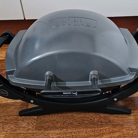 Weber Q140 elektrisk grill med trekk