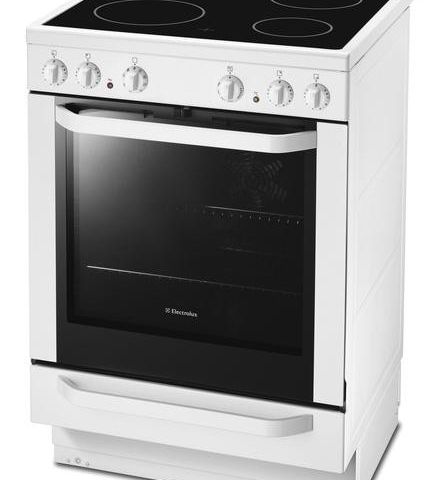 Electrolux stekeovn EKC60015W i fin stand