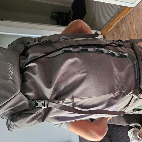 Bergans 80 l + raincover