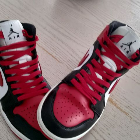 Air Jordan str. 40