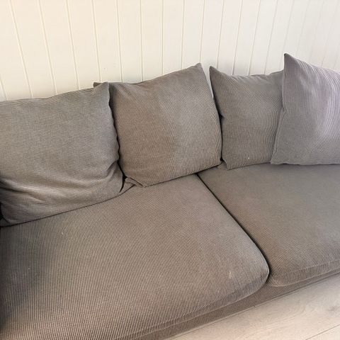 Grå sofa