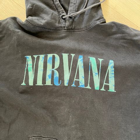 Nirvana hettegenser