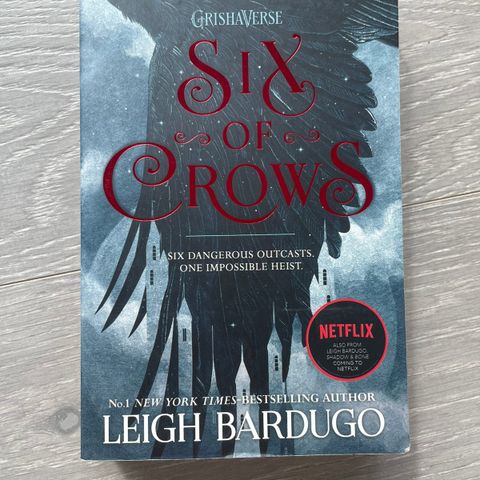 Six of crows engelsk bok