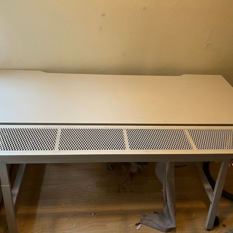 skrivepult fra Ikea