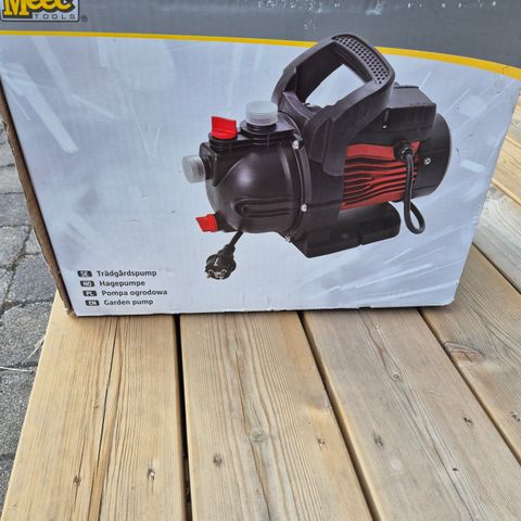 Hagepumpe 800 watt