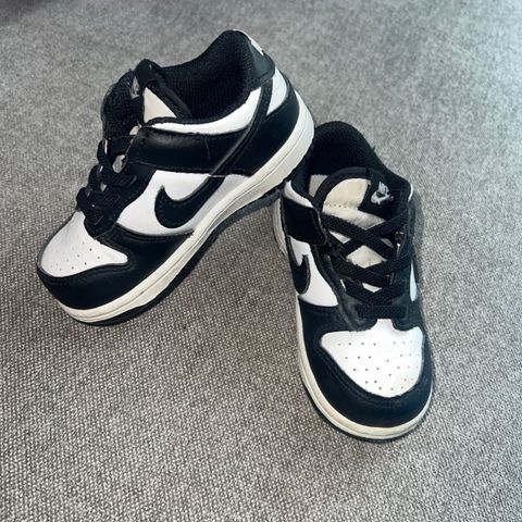 Nike str 23,5