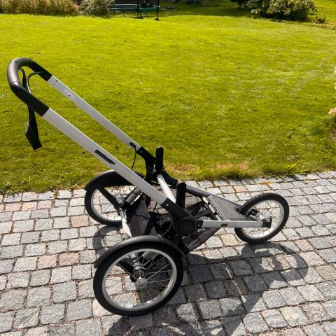 Bugaboo runner med fox adapter