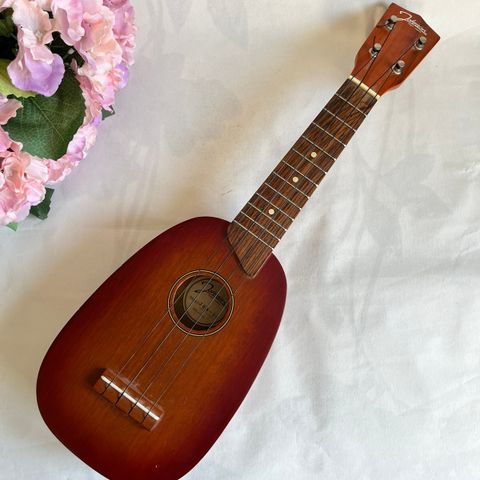 Johnson ukulele