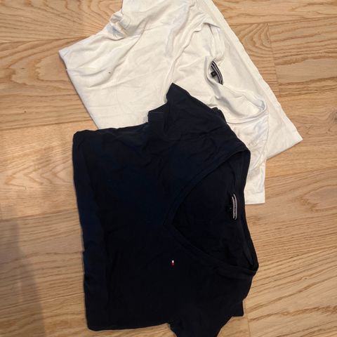 Tommy hilfiger t-skjorter small og medium