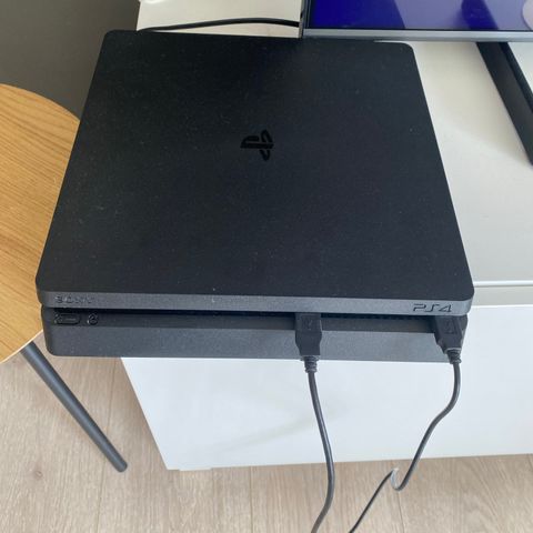 Playstation 4 slim 500gb