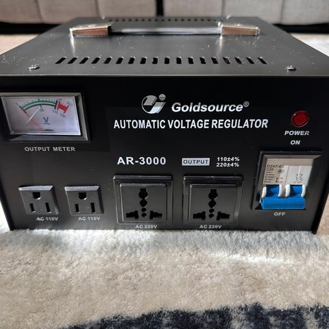 Goldsource Automatic Voltage Regulator/Step-up-down Transformator