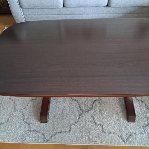 Sofabord mørk eik  140X80x52