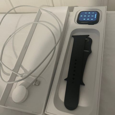 Apple Watch SE 2.gen 44mm