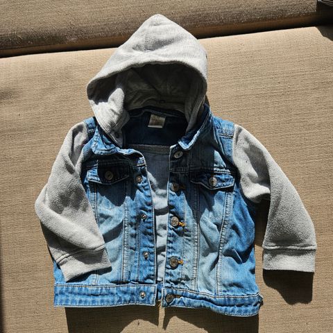 Baby denimjakke fra H&M str 86