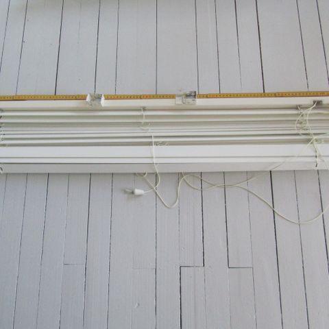 Persienne, med trelameller, 1,2m bred