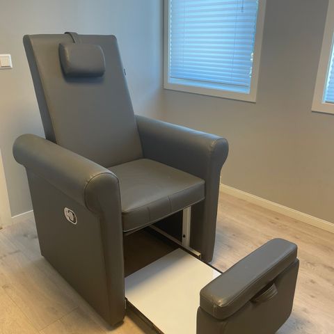 Pedicure Chair