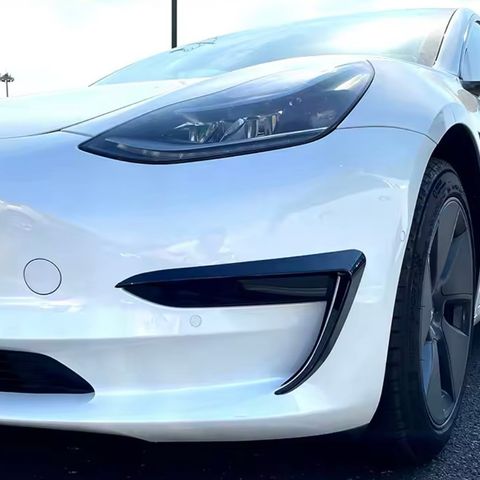 Tesla Model 3 styling