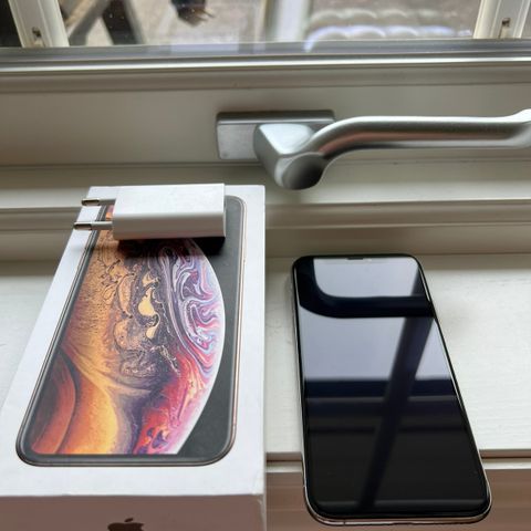 Strøken IPhone xs-Fint eksemplar