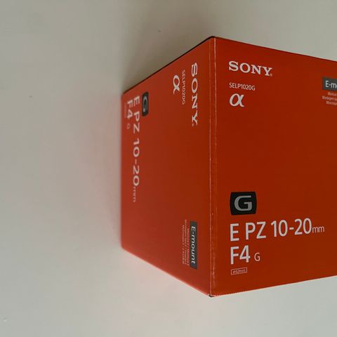 Sony E4 / PZ 10-20 mm G Zoom Lens