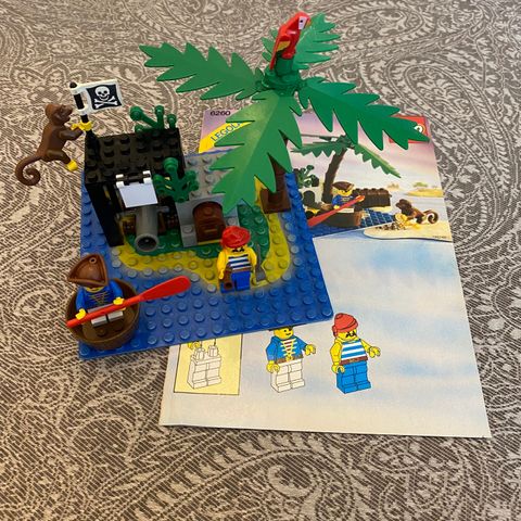 Lego 6260 Shipwreck Island